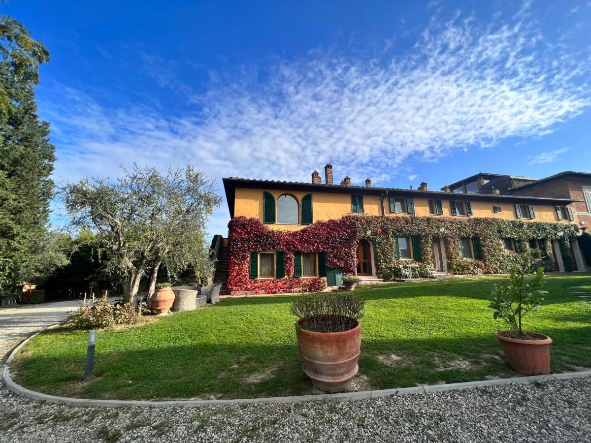 Villa Santa Chiara Siena Exterior photo